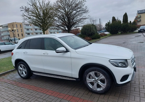 Mercedes-Benz GLC cena 129999 przebieg: 117000, rok produkcji 2016 z Płońsk małe 379